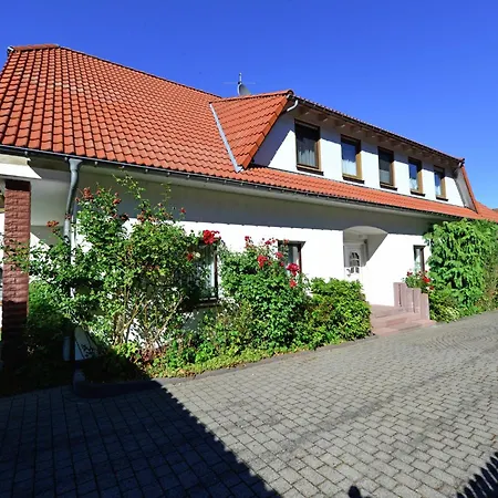 Апартаменты Moderne Mit Garten In Eimelrod, Cleaning Included