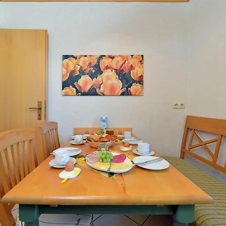 Moderne Mit Garten In Eimelrod, Cleaning Included Апартаменты Eimelrod