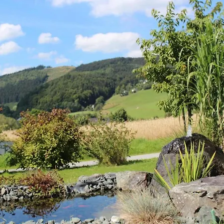 Moderne Mit Garten In Eimelrod, Cleaning Included *